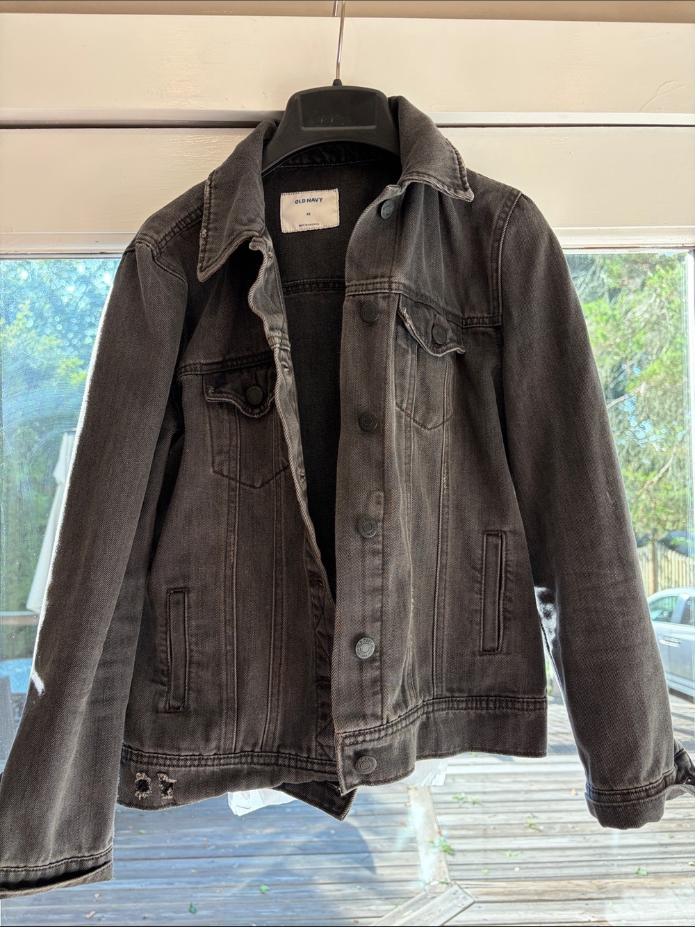 Old Navy women’s Washed Black Denim Jacket